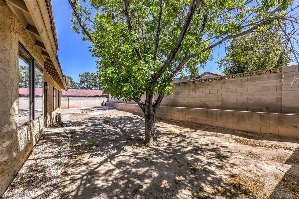 6105 Sadler, Las Vegas, NV 89130