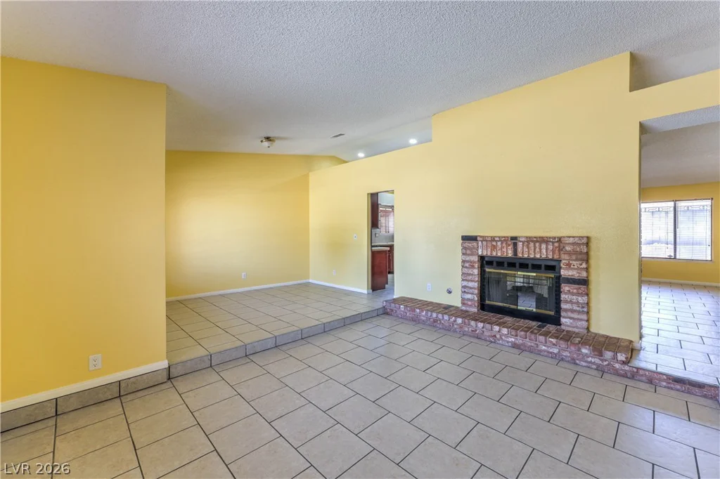 6105 Sadler, Las Vegas, NV 89130
