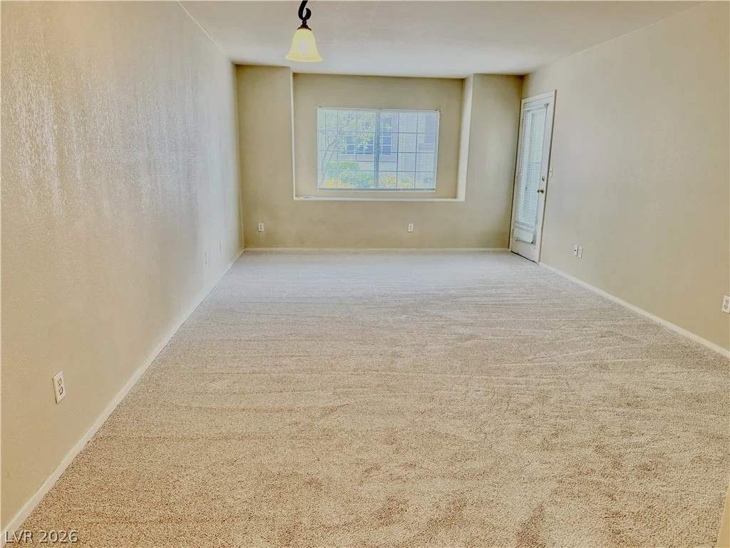 3125 Buffalo, Las Vegas, NV 89128