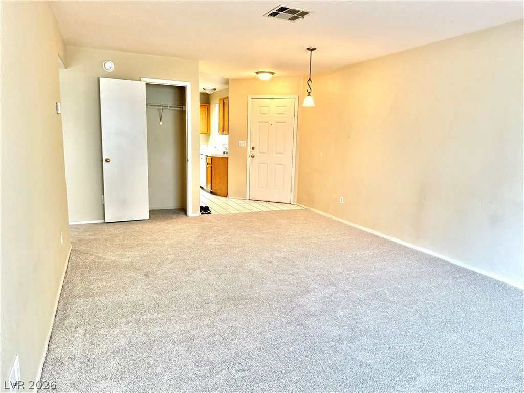 3125 Buffalo, Las Vegas, NV 89128