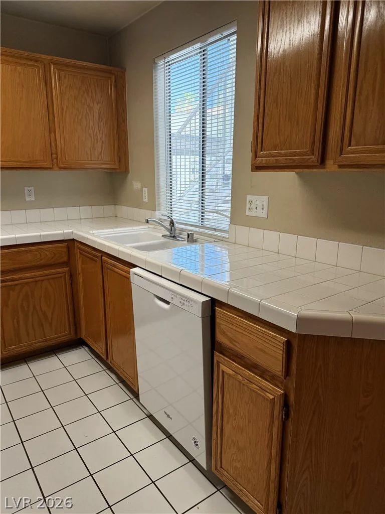 3125 Buffalo, Las Vegas, NV 89128