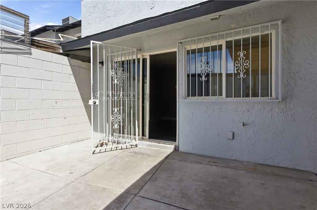 3111 Chadford, Las Vegas, NV 89102