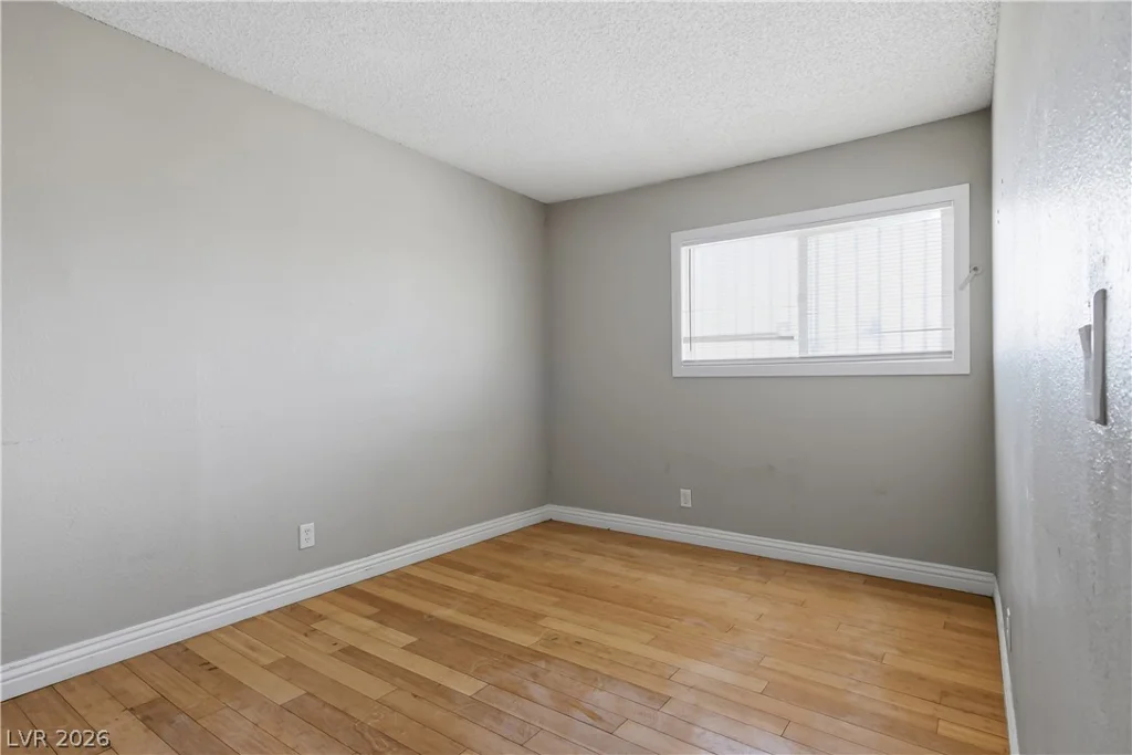 3111 Chadford, Las Vegas, NV 89102