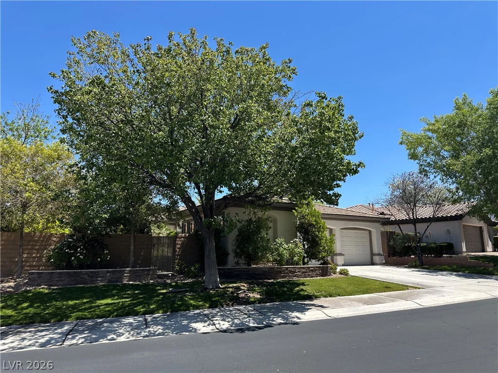 26 Fountainhead, Henderson, NV 89052