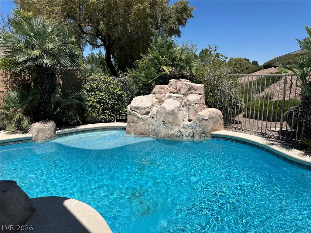 26 Fountainhead, Henderson, NV 89052