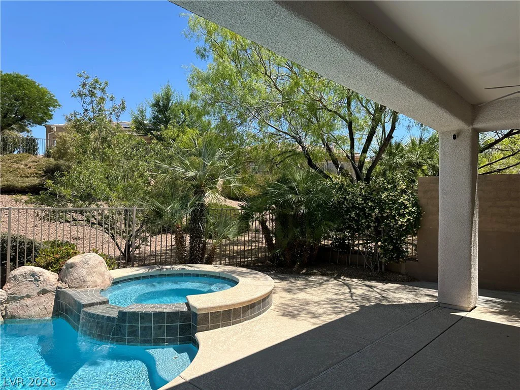 26 Fountainhead, Henderson, NV 89052