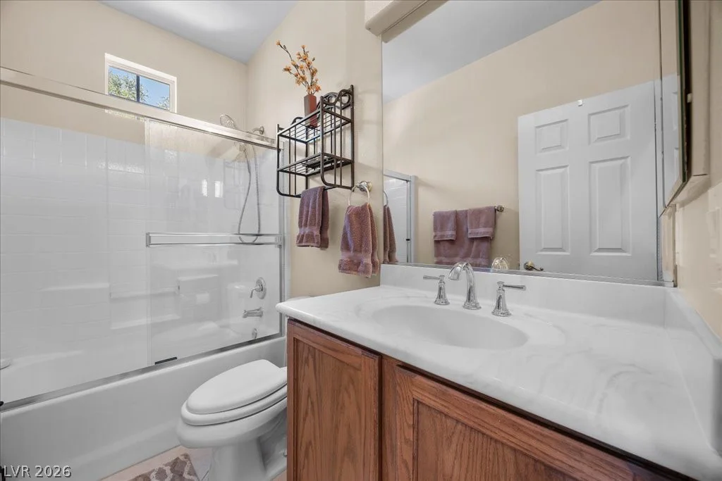 8734 Livermore Valley, Las Vegas, NV 89178