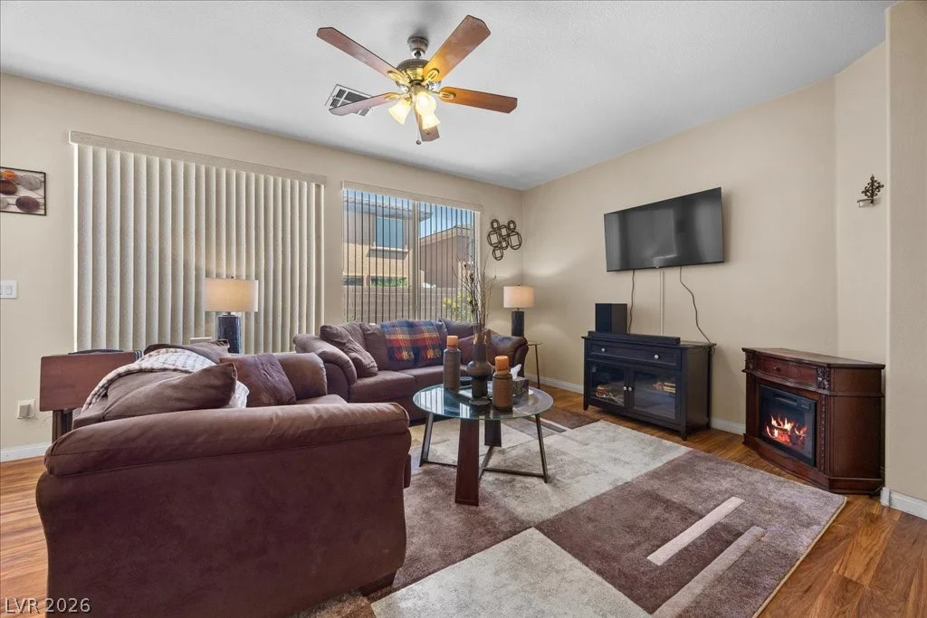 8734 Livermore Valley, Las Vegas, NV 89178