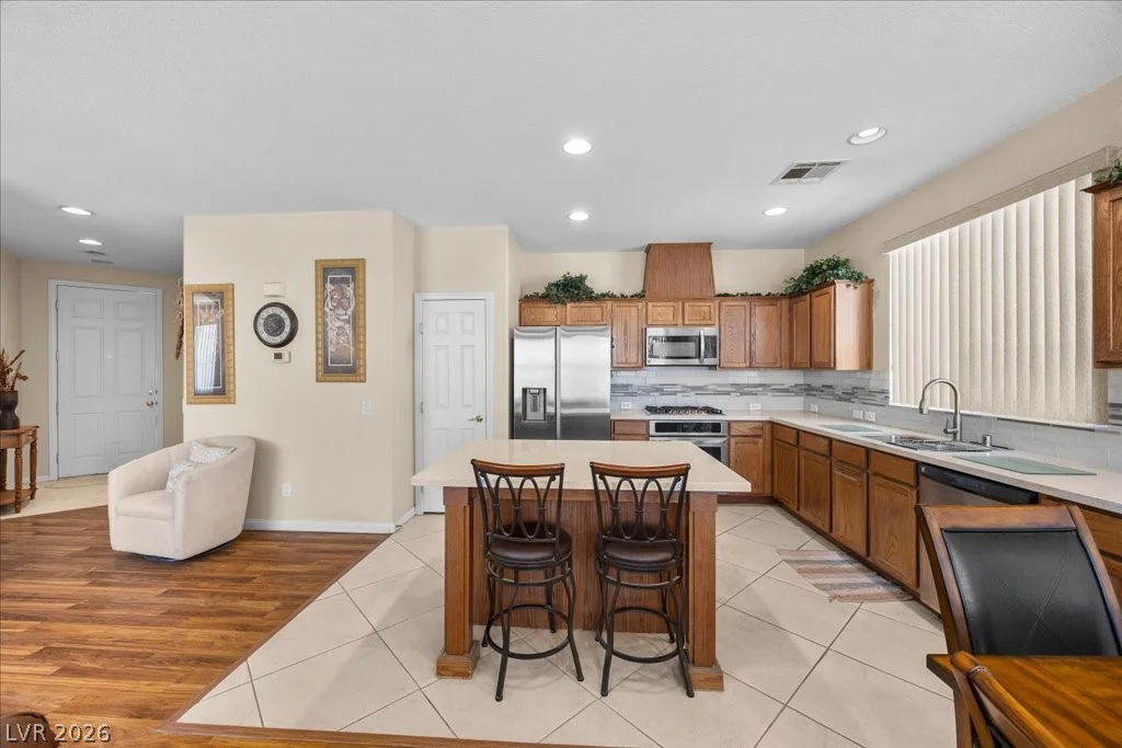 8734 Livermore Valley, Las Vegas, NV 89178