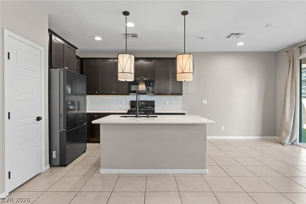1945 Rini Ridge, North Las Vegas, NV 89031