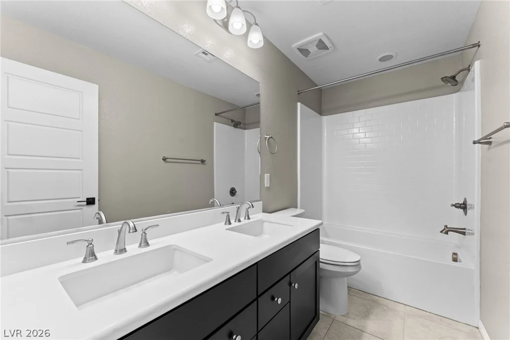 1945 Rini Ridge, North Las Vegas, NV 89031