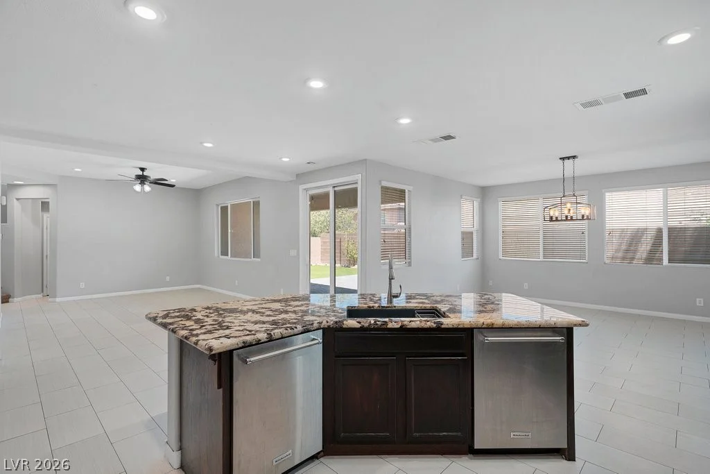 10336 Hawk Ravine, Las Vegas, NV 89178