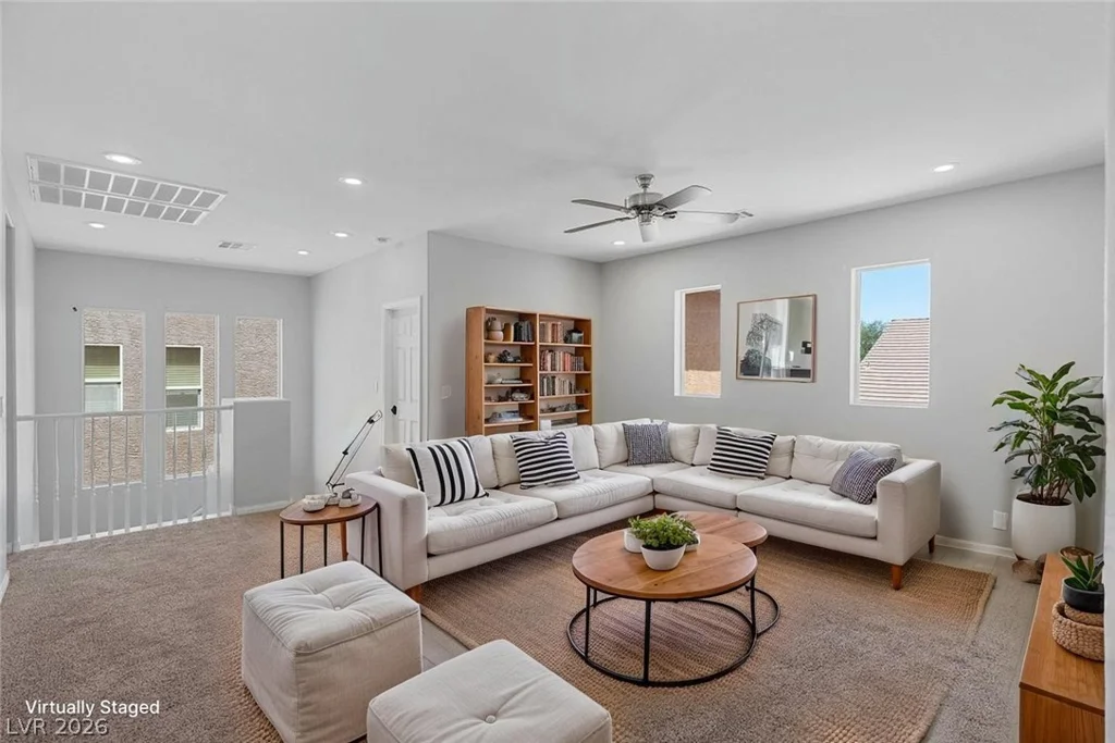 10336 Hawk Ravine, Las Vegas, NV 89178