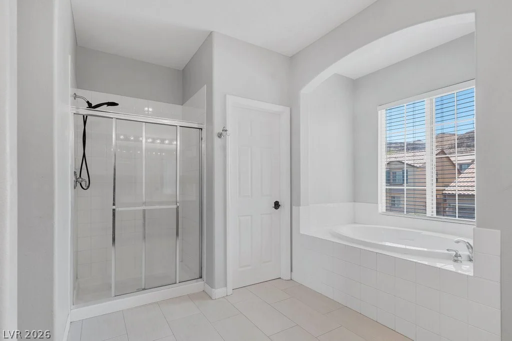 10336 Hawk Ravine, Las Vegas, NV 89178