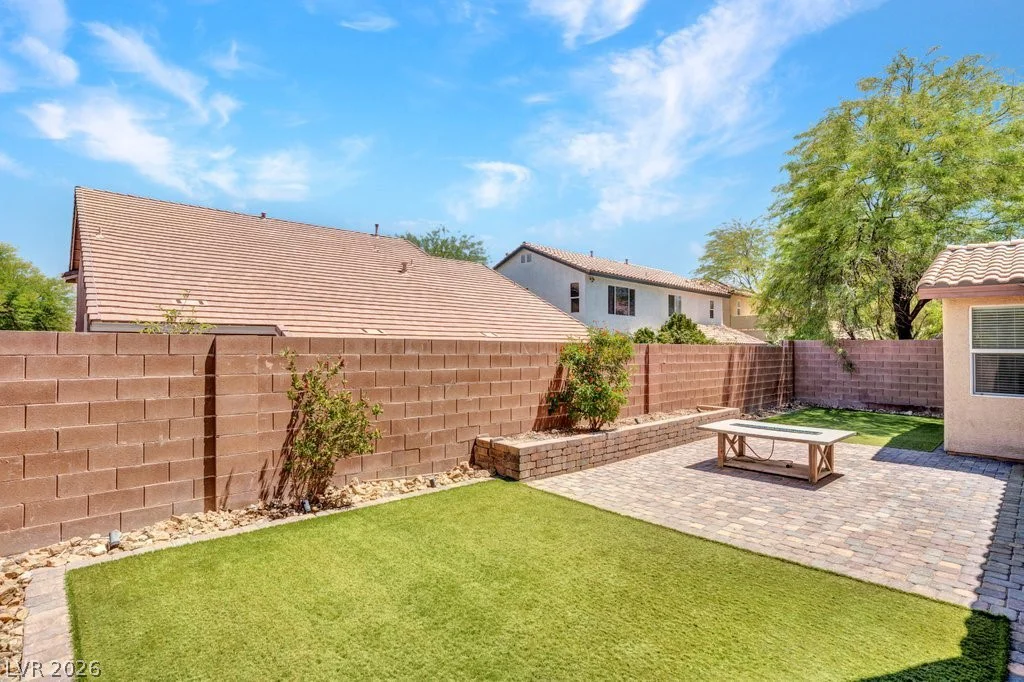 10336 Hawk Ravine, Las Vegas, NV 89178