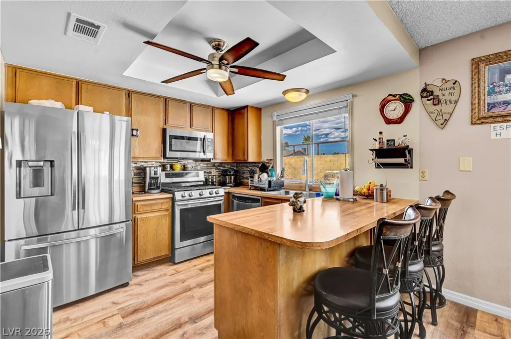 5614 Grossmont, Las Vegas, NV 89110