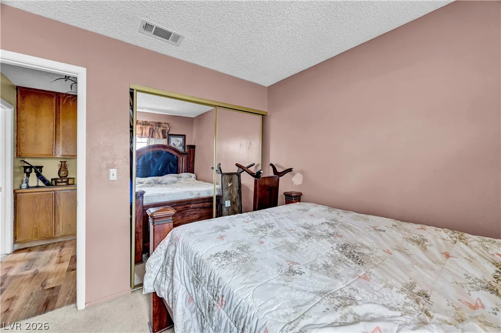 5614 Grossmont, Las Vegas, NV 89110