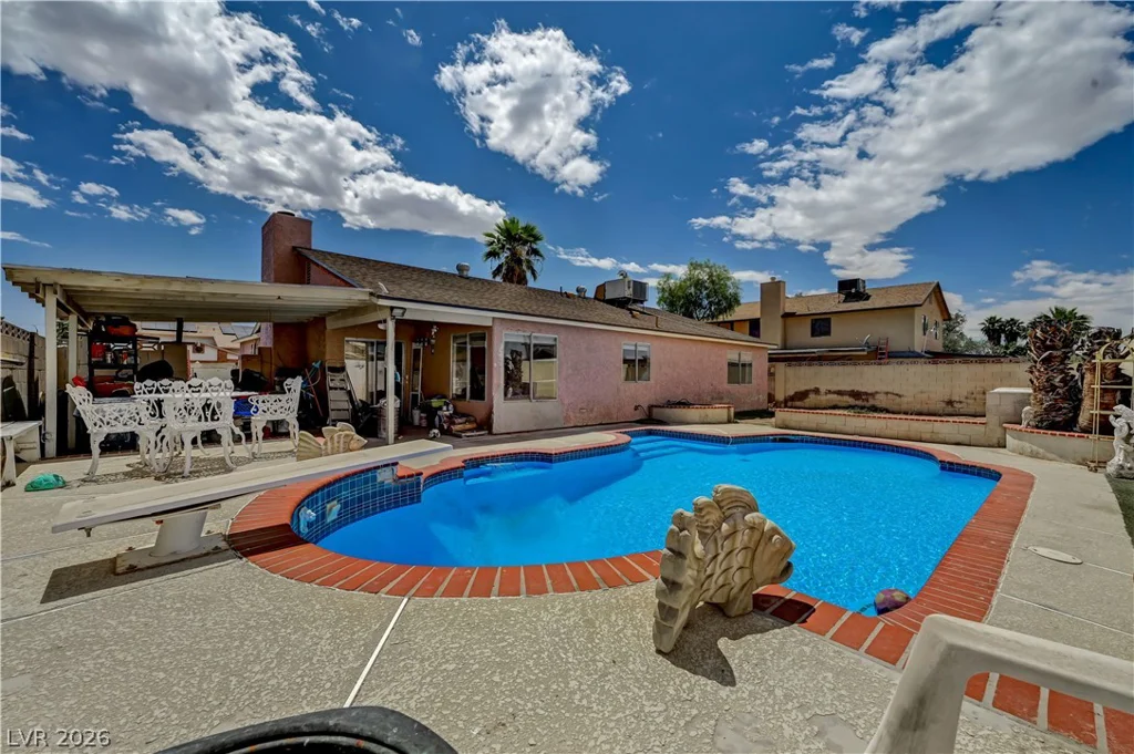 5614 Grossmont, Las Vegas, NV 89110