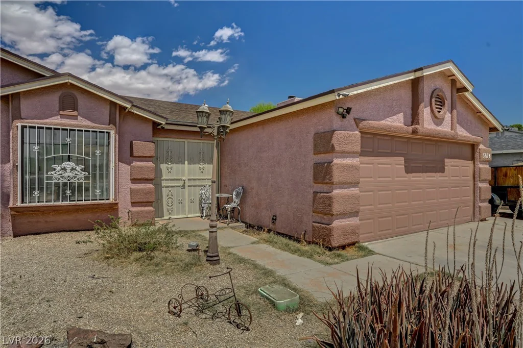 5614 Grossmont, Las Vegas, NV 89110