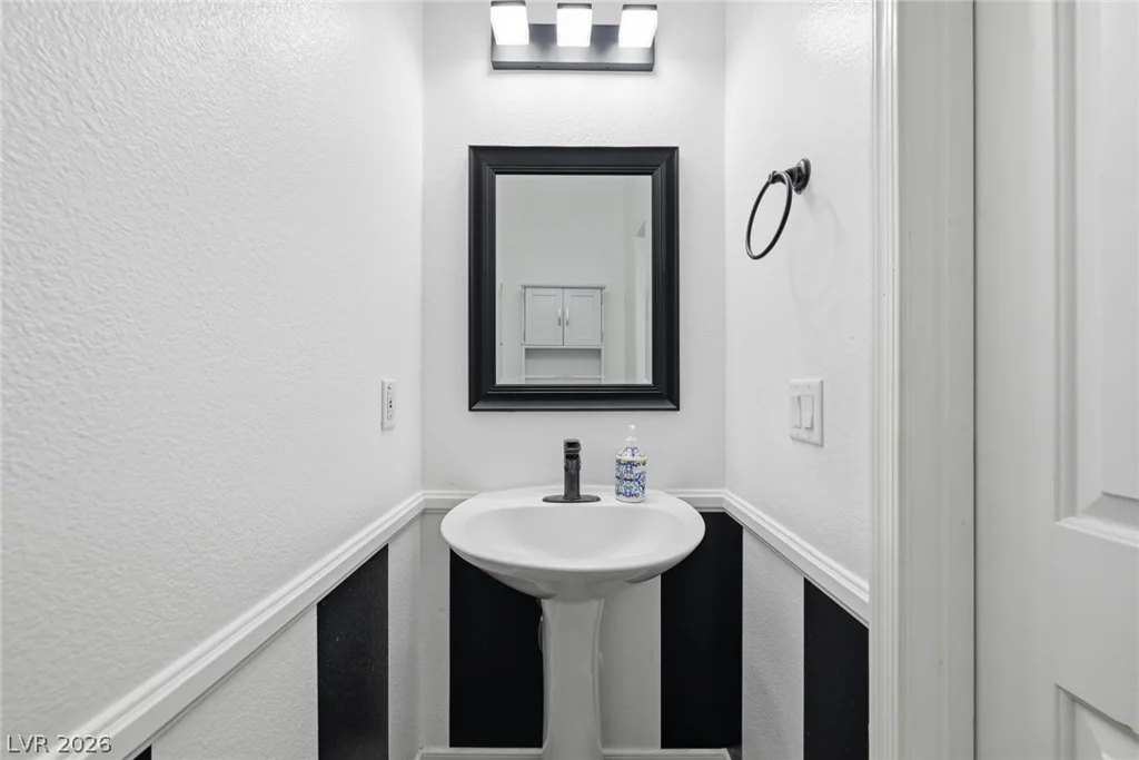 1461 Dragon Rock, Henderson, NV 89052