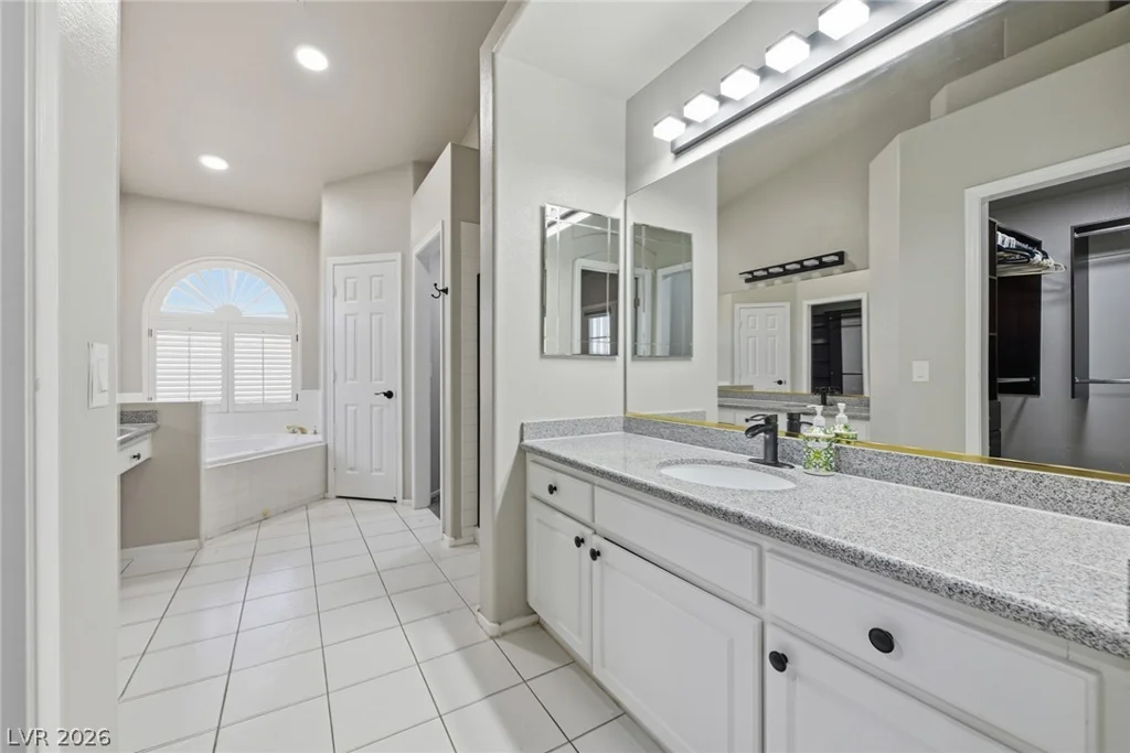 1461 Dragon Rock, Henderson, NV 89052