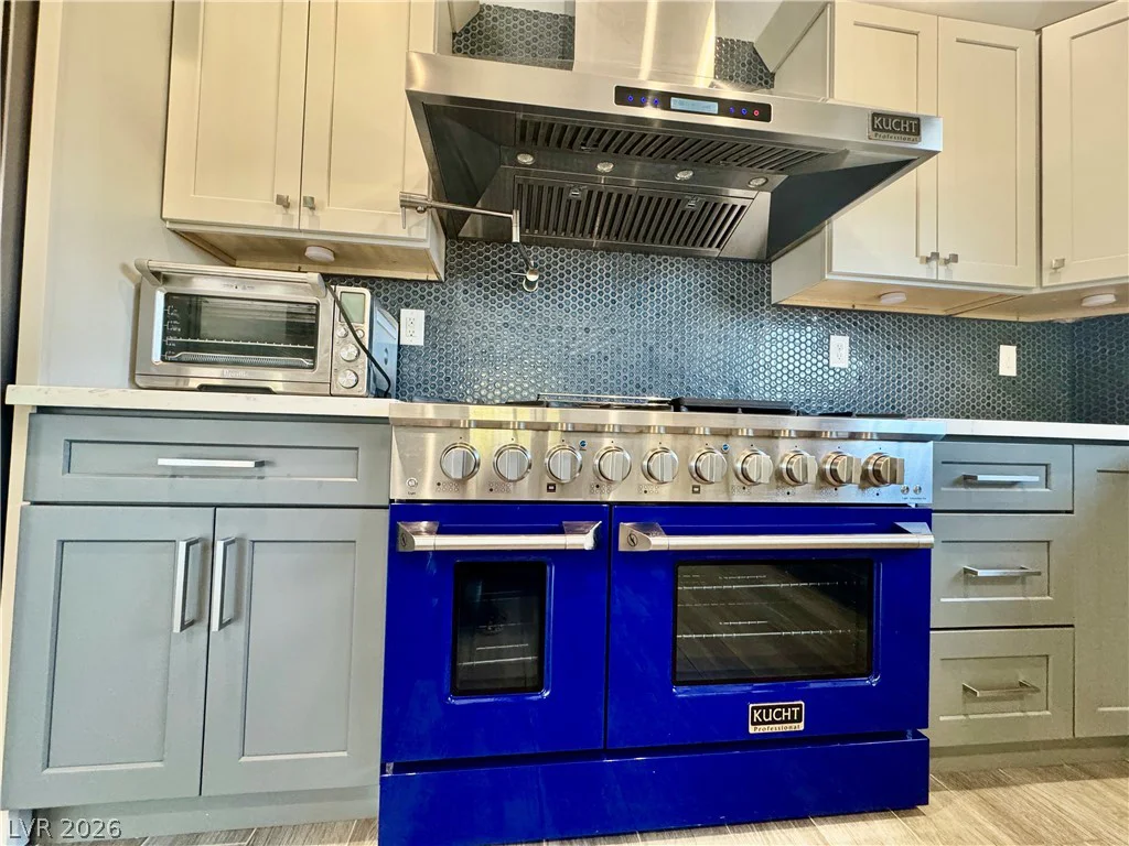 8740 Cave Junction, Las Vegas, NV 89131