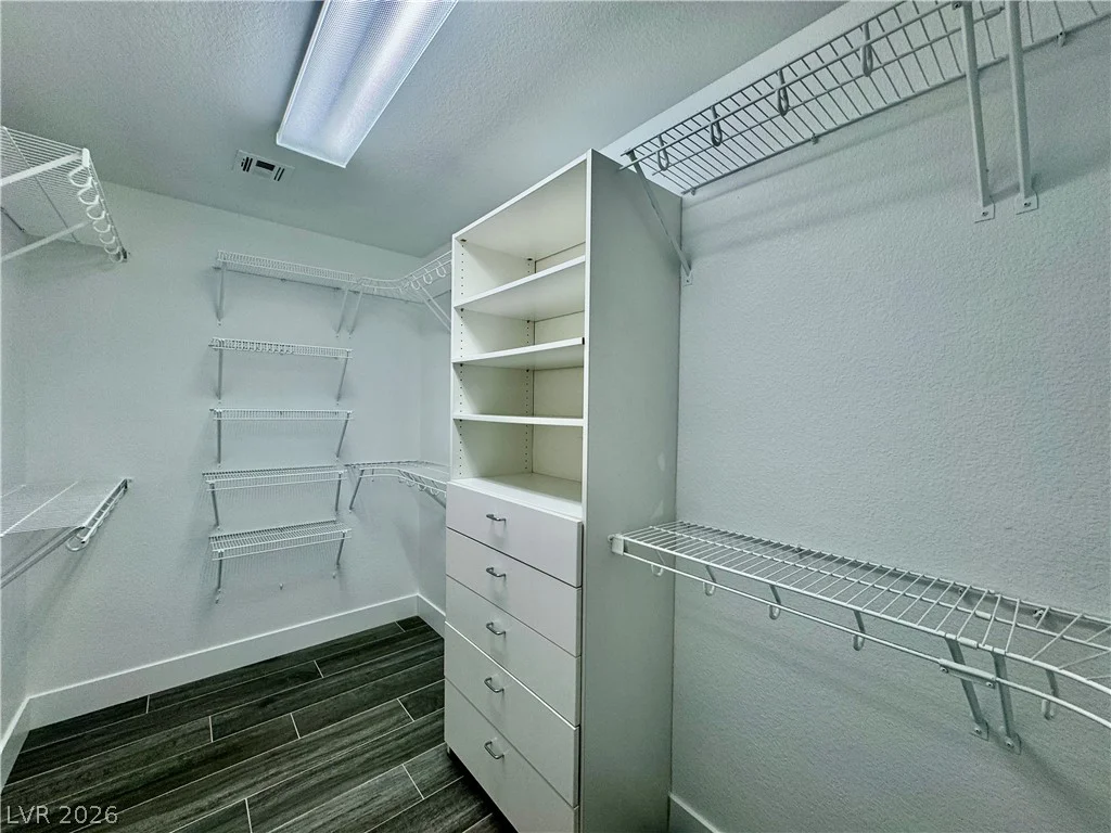 8740 Cave Junction, Las Vegas, NV 89131