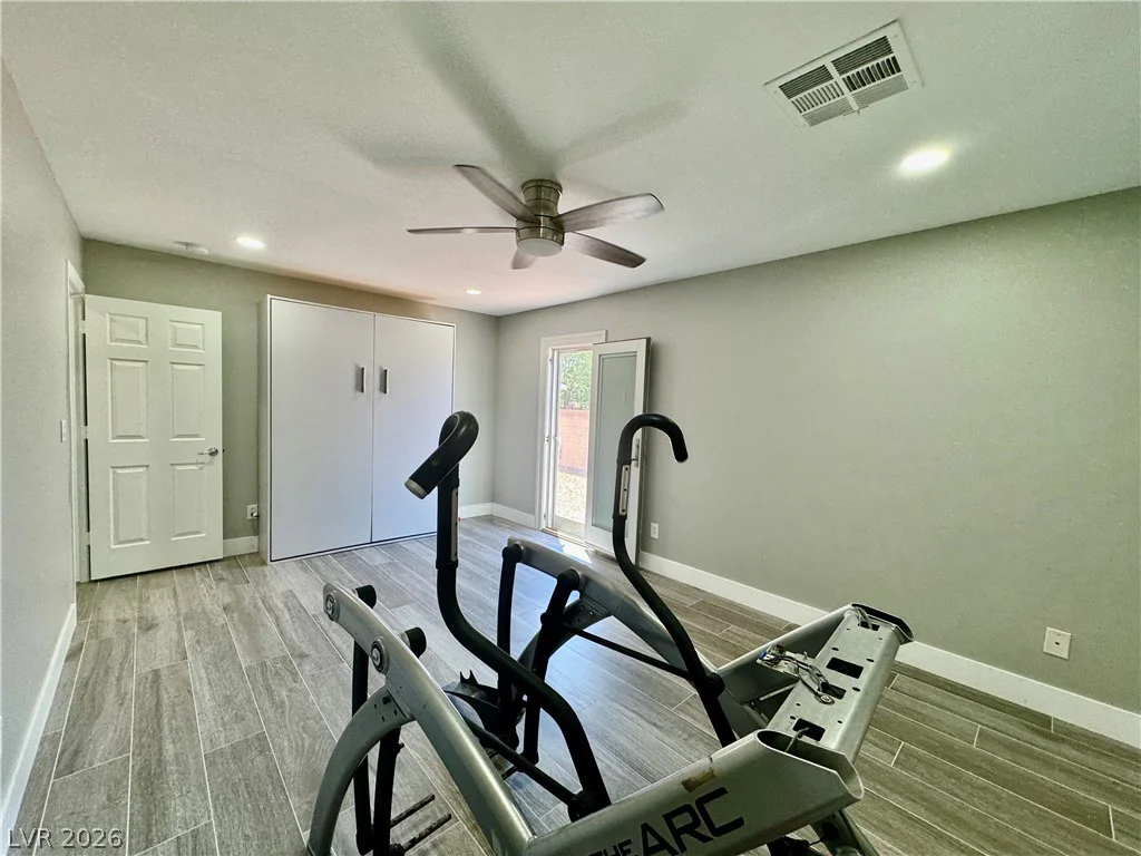 8740 Cave Junction, Las Vegas, NV 89131