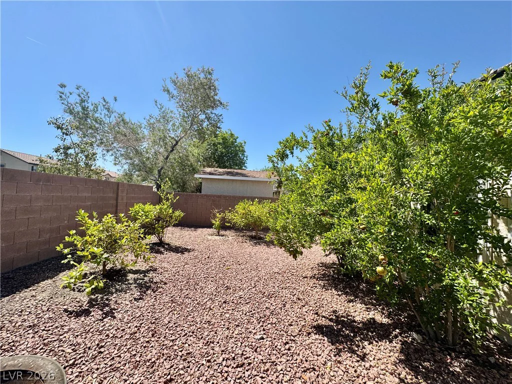 8740 Cave Junction, Las Vegas, NV 89131