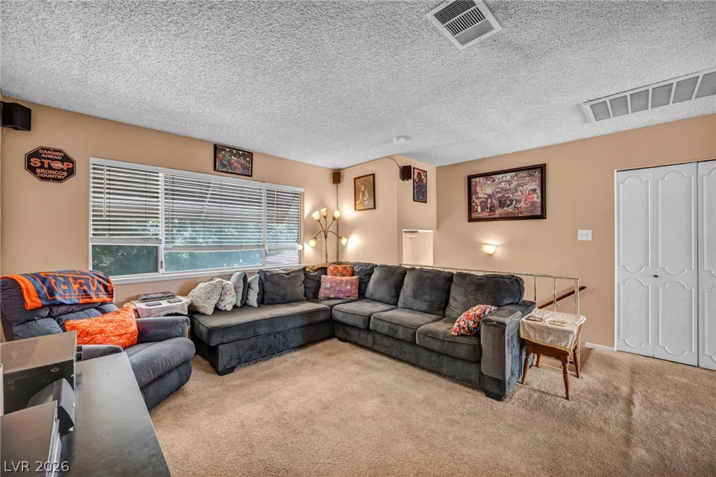 4442 El Cebra, Las Vegas, NV 89121