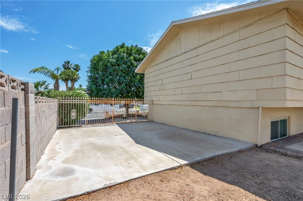 4442 El Cebra, Las Vegas, NV 89121