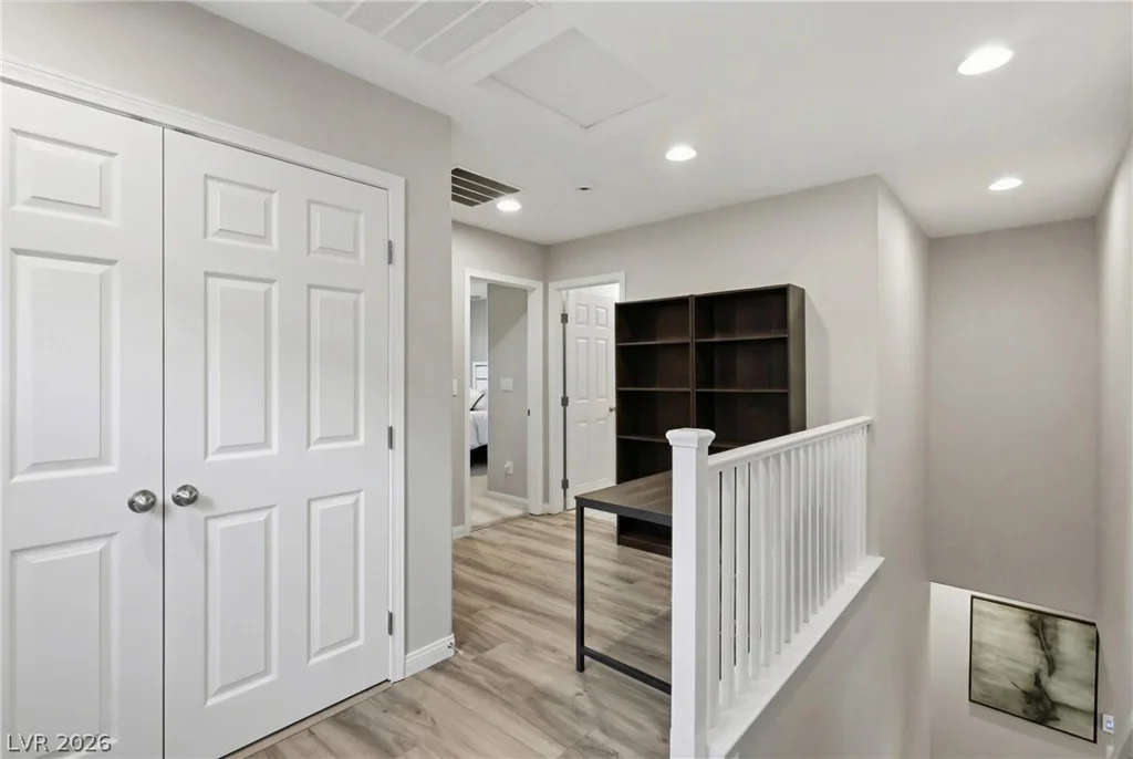 1921 Rini Ridge, North Las Vegas, NV 89031