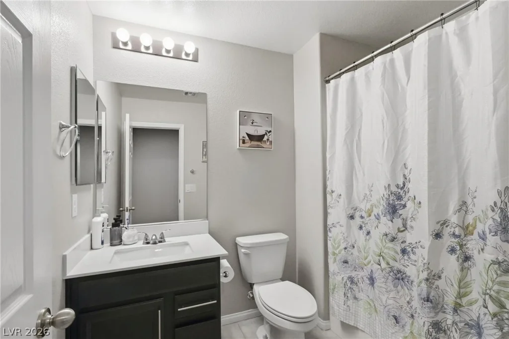 1921 Rini Ridge, North Las Vegas, NV 89031
