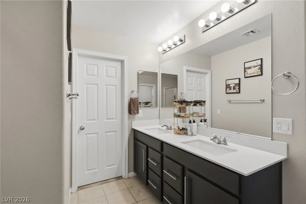 1921 Rini Ridge, North Las Vegas, NV 89031