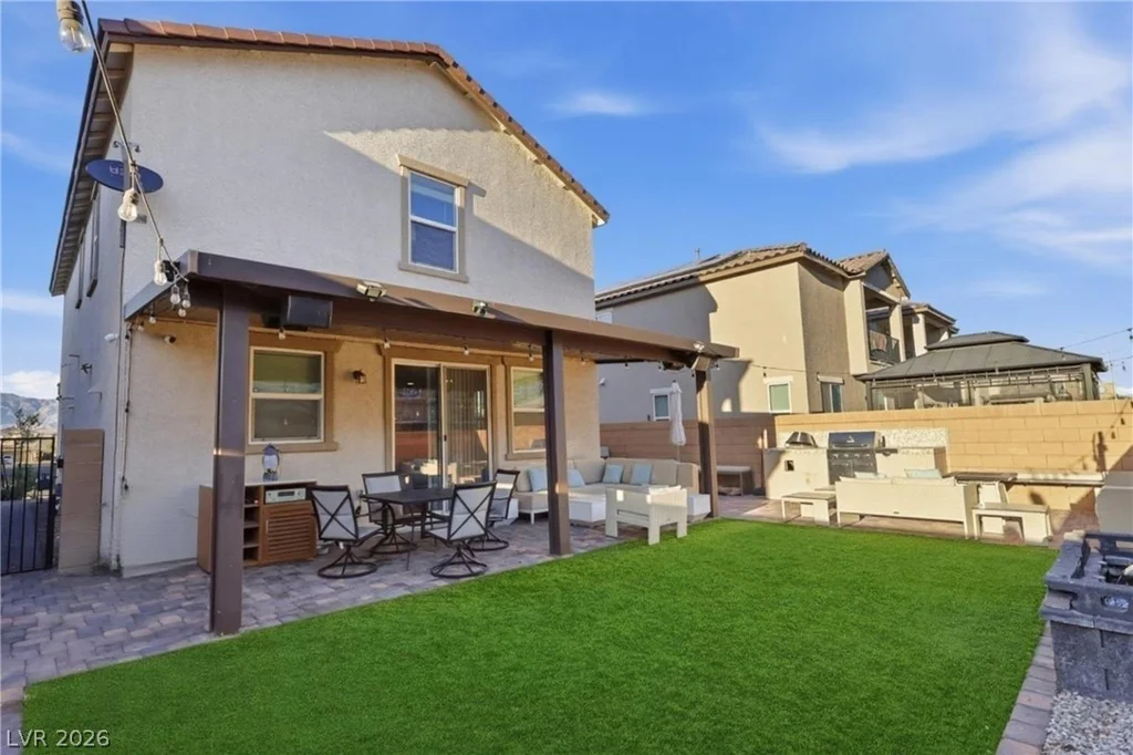 1921 Rini Ridge, North Las Vegas, NV 89031