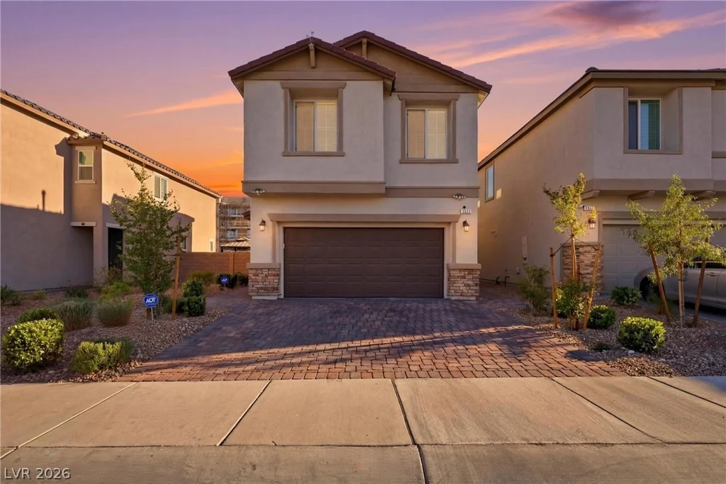 1921 Rini Ridge, North Las Vegas, NV 89031