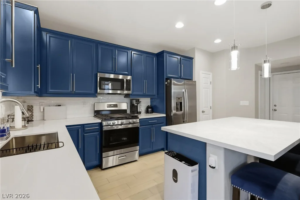 1921 Rini Ridge, North Las Vegas, NV 89031