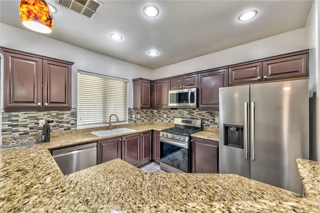 398 Blue Tee, Las Vegas, NV 89148