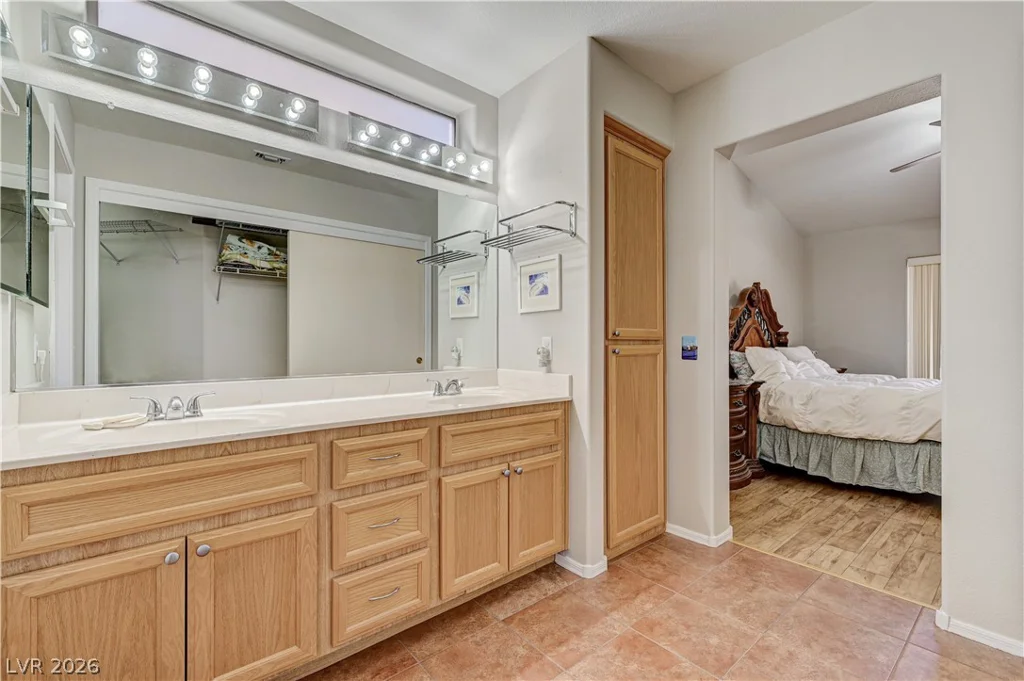 2621 Lotus Hill, Las Vegas, NV 89134