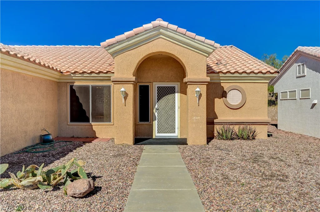 2621 Lotus Hill, Las Vegas, NV 89134
