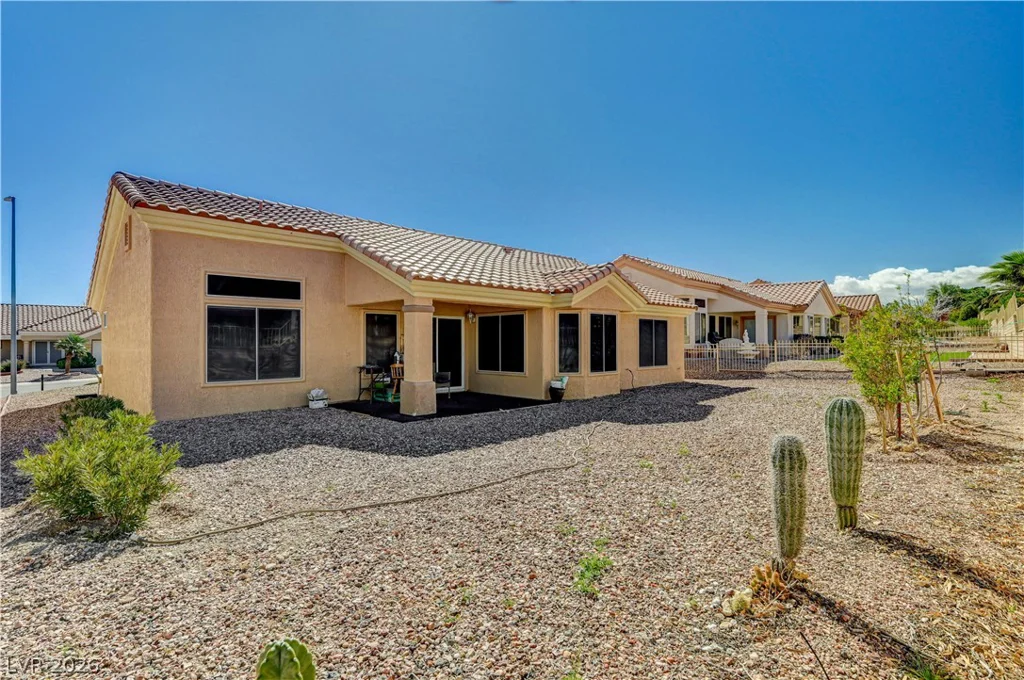2621 Lotus Hill, Las Vegas, NV 89134