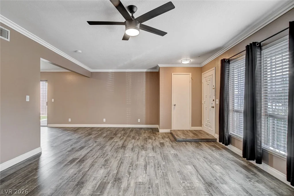 3768 Pilgrim, Las Vegas, NV 89121