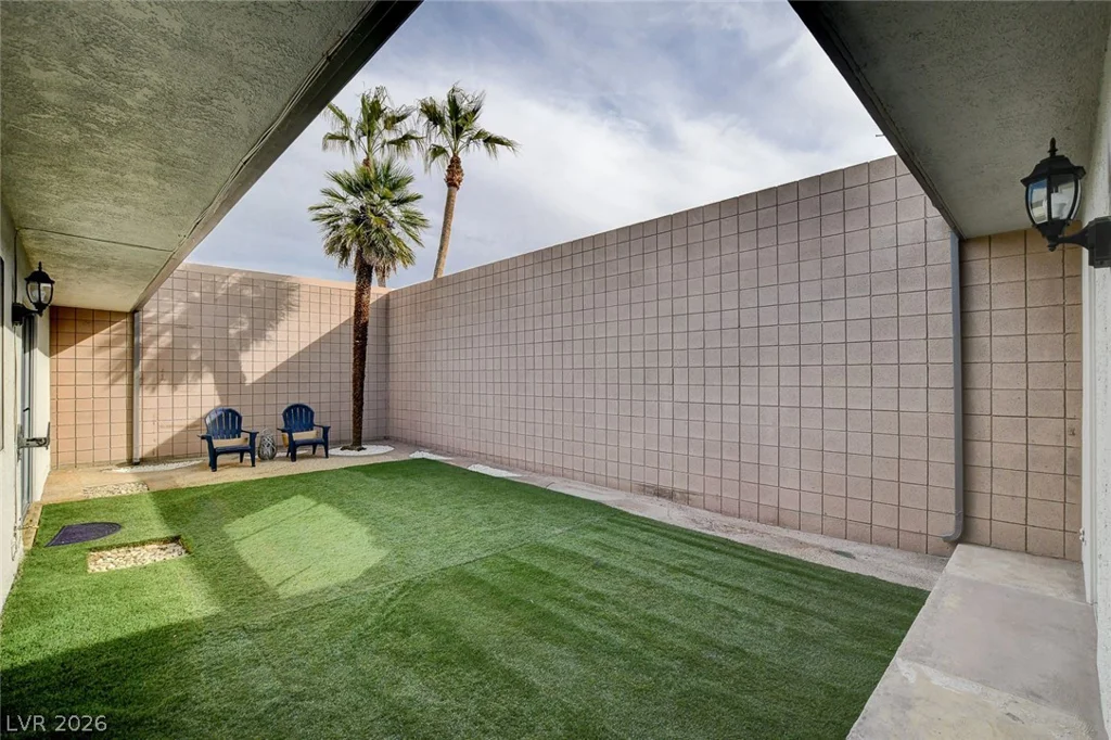 3768 Pilgrim, Las Vegas, NV 89121