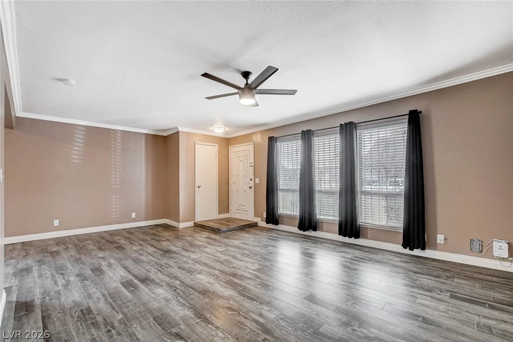 3768 Pilgrim, Las Vegas, NV 89121