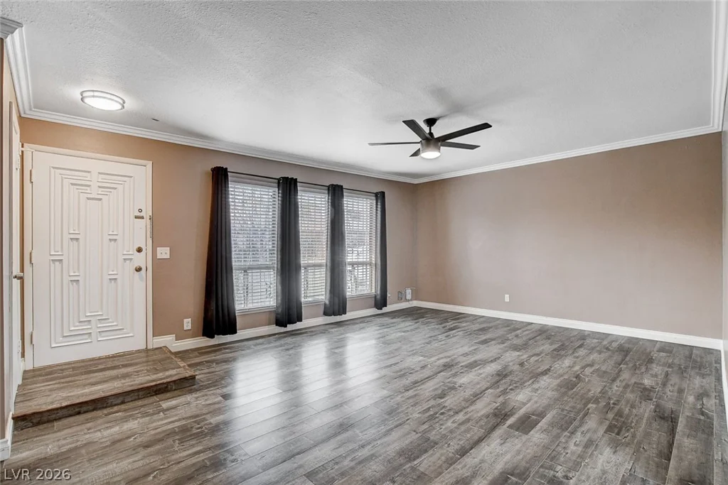 3768 Pilgrim, Las Vegas, NV 89121