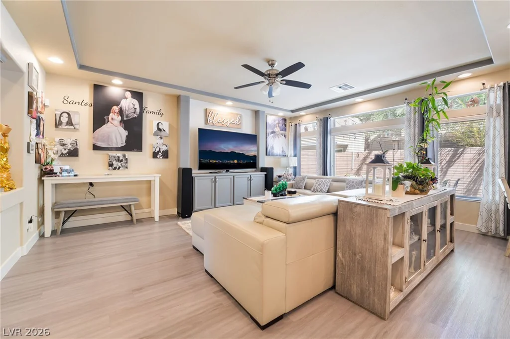 6028 Thistle Meadow, Las Vegas, NV 89139