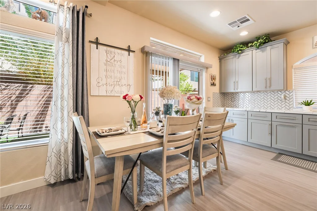 6028 Thistle Meadow, Las Vegas, NV 89139