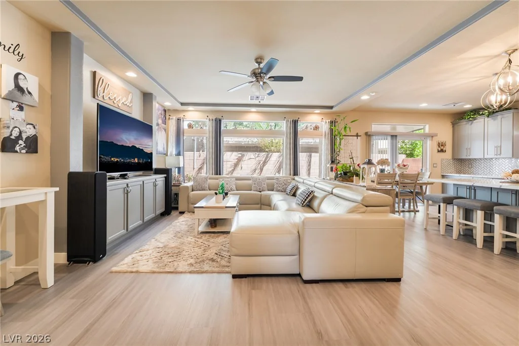 6028 Thistle Meadow, Las Vegas, NV 89139
