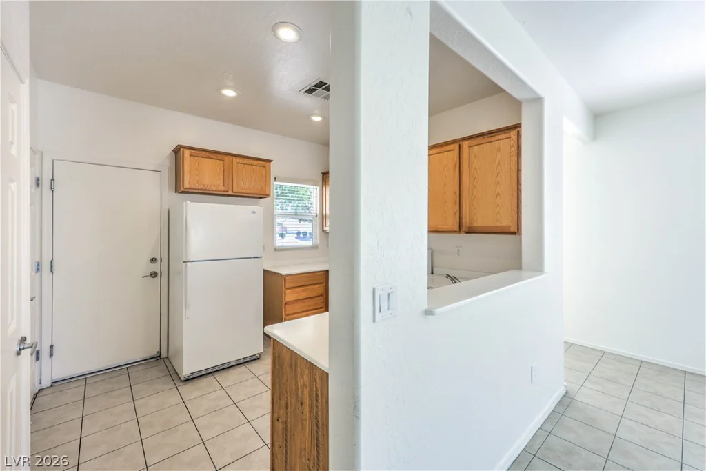 7825 Wading Bird, North Las Vegas, NV 89084