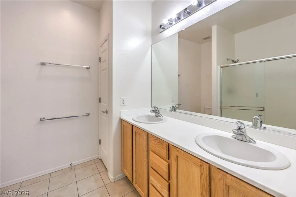 7825 Wading Bird, North Las Vegas, NV 89084